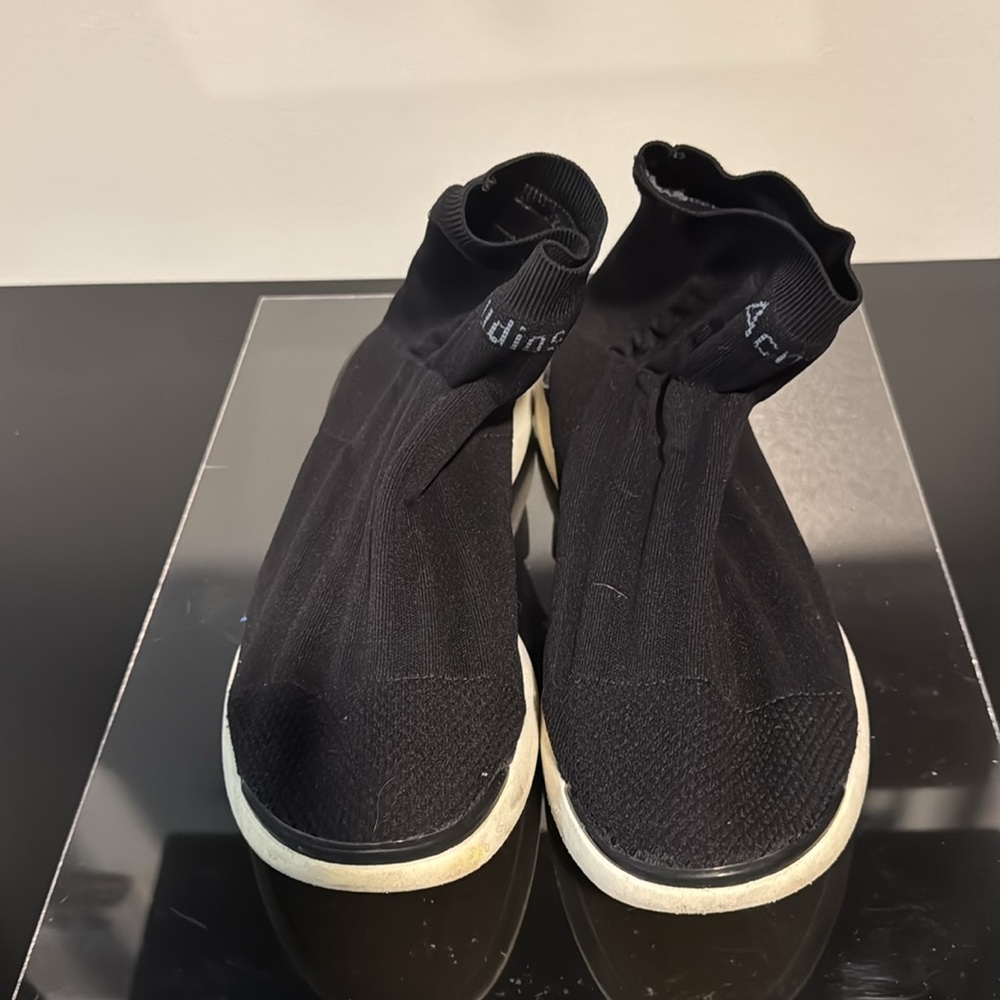 Sock like high tops from Acne Studios - Picture 2 of 3